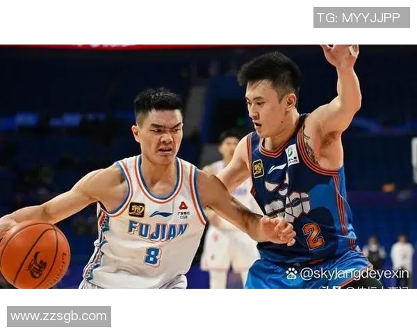 2012至2013赛季CBA精彩对决广东队迎战山东队的激烈赛事回顾